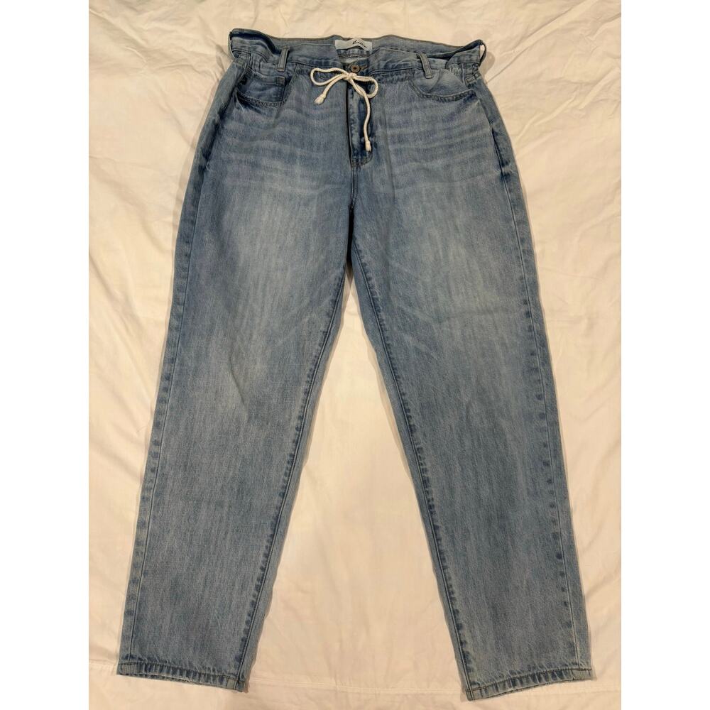 KanCan Straight Leg Drawstring Waist Medium Wash Size 15/31